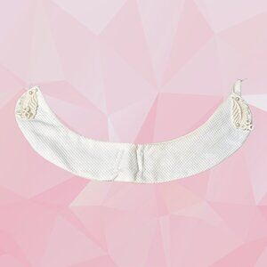 Pair of Vintage Detached Collars, Leaf Applique